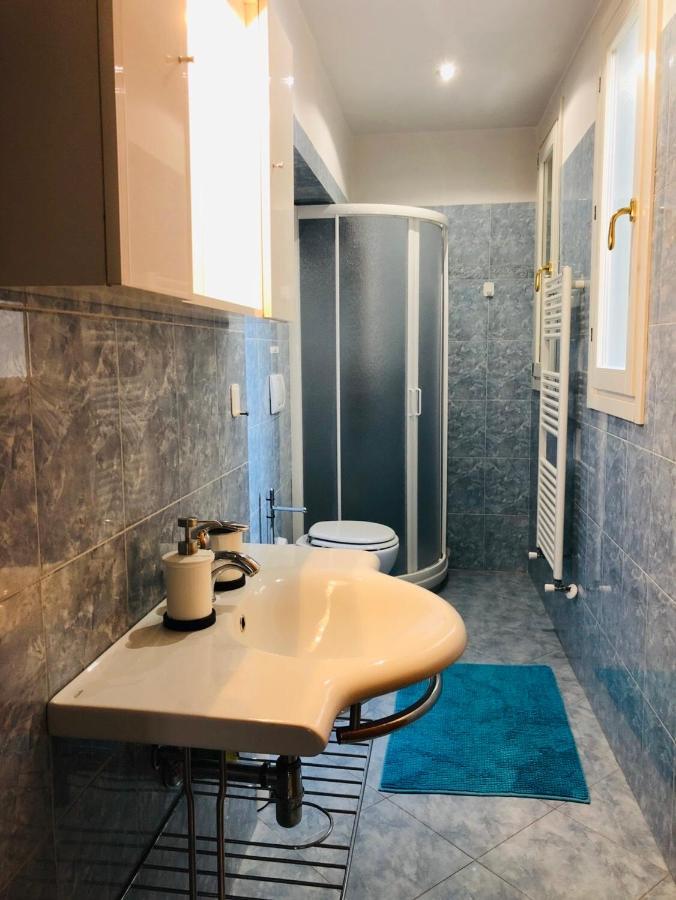 3 Perle All'Accademia Apartments Флоренция Экстерьер фото